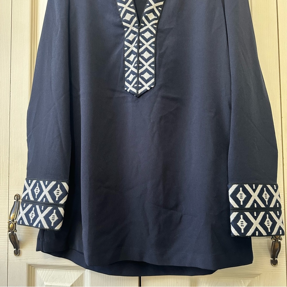 Tory Burch Embroidered Long Sleeve Tunic Top Navy Blue White Womens Size 2 - Picture 5 of 9